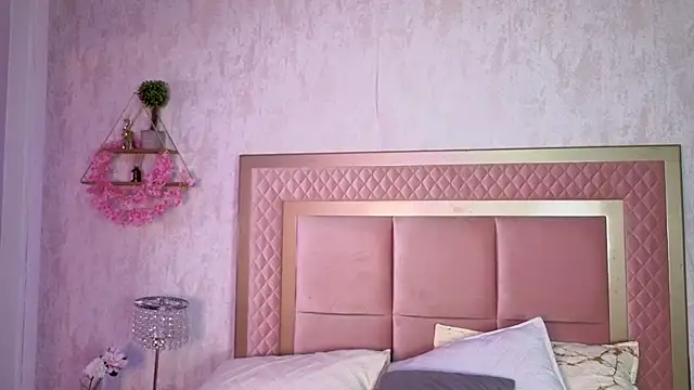 RobinBennett online show from October 18, 12:52 pm