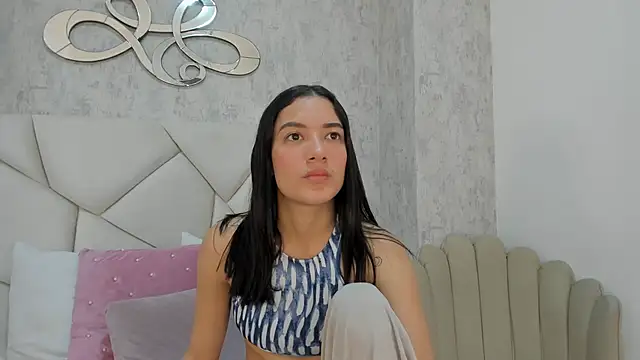 Skylerwhite02 online show from November 14, 3:50 am