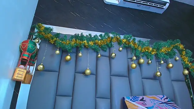 kissme luna online show from December 16, 7:09 pm