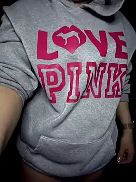 shortywidaphatty online show from April 11, 10:52 am