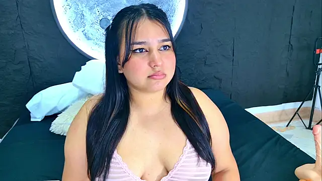 IvannaaVega online show from March 31, 4:45 am