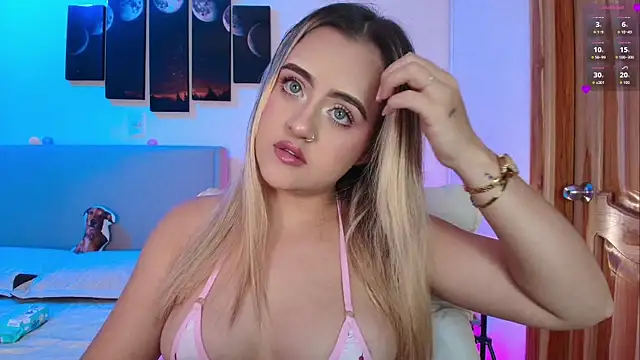 MaryMoon  online show from April 17, 11:51 pm