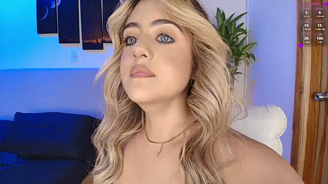 MaryMoon  online show from October 25, 11:00 pm