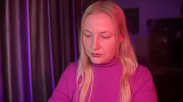 BikiHellena online show from December 19, 7:55 am