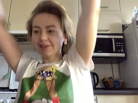 MartaLuna  online show from December 22, 8:28 am