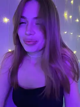 Elizabeth Tay online show from October 17, 6:11 pm