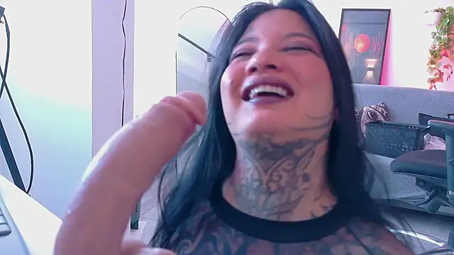 Unatatuada online show from October 14, 9:17 pm