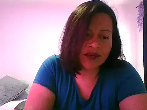 adri89-g online show from September 20, 2:26 pm