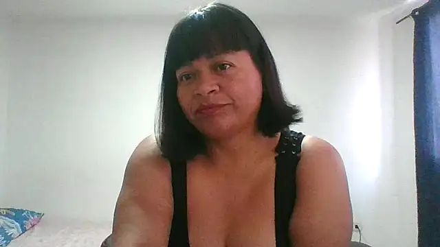 adri89-g online show from February 20, 12:18 pm