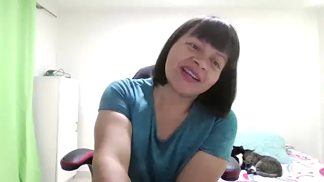 adri89-g online show from July 12, 3:57 pm