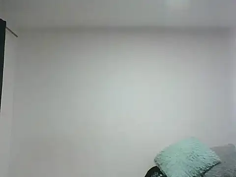 adri89-g online show from November 25, 7:15 pm