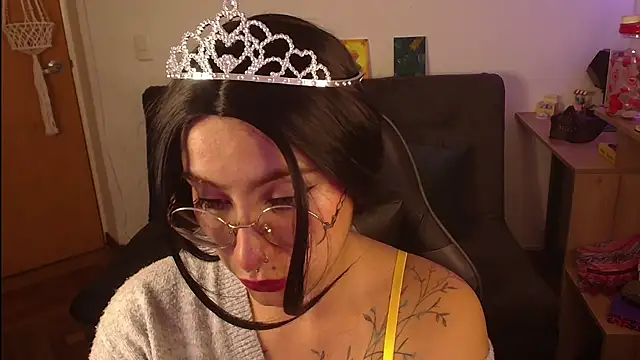 Miacatsito3 online show from October 30, 1:19 am