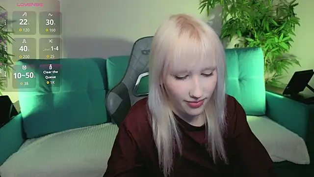 evlica online show from March 8, 3:05 pm