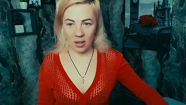 EmmaCat  online show from December 19, 7:00 am