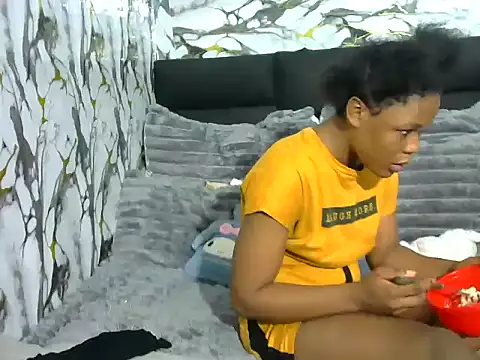 BlondieBitch online show from March 21, 4:01 pm