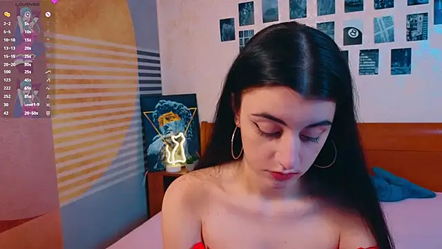 MelanieMooor online show from January 8, 7:51 pm