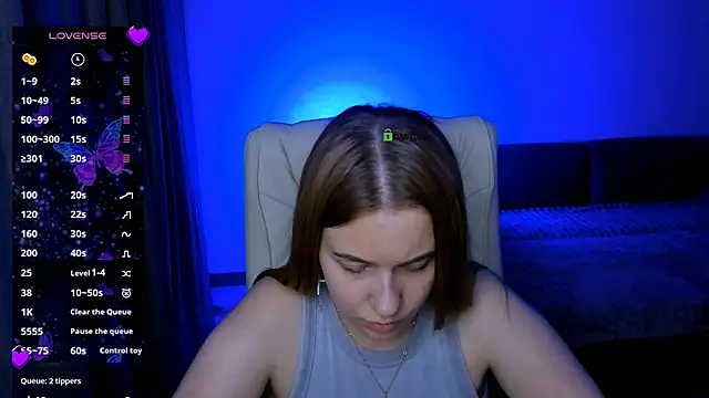 red  dizzy online show from September 21, 8:18 pm