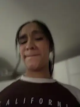 Isabella-Teen online show from February 16, 8:25 am