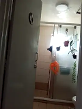 estradiolist online show from April 1, 6:03 am