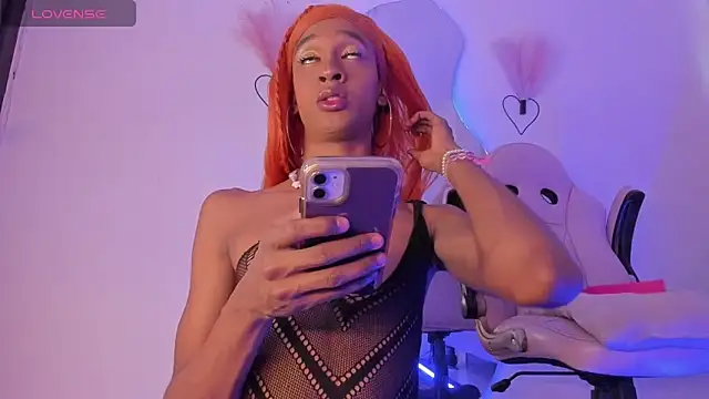 Mia royal online show from April 25, 8:28 pm