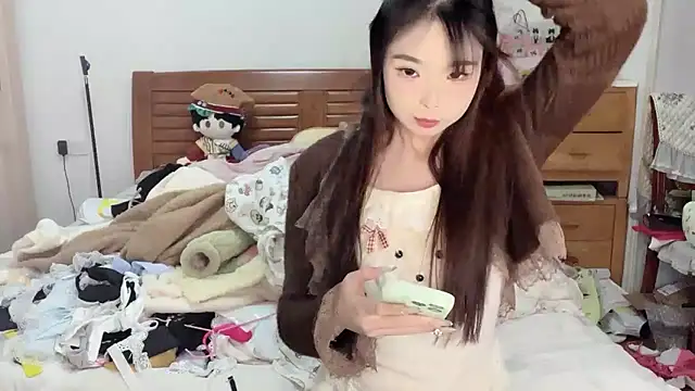 Akong11 online show from November 2, 1:58 pm