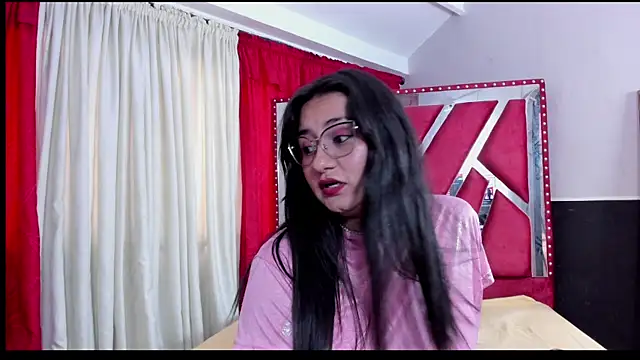 Luna021 1 online show from September 17, 7:45 pm