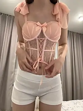 FriendlyFire 18 online show from October 23, 7:53 pm