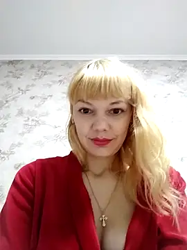 AliceSwan1122 online show from October 5, 6:35 pm