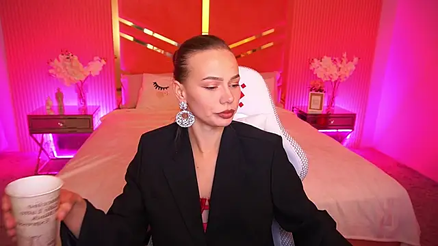 ShyySiren online show from October 2, 6:29 am