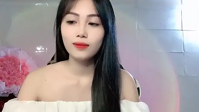 Lyly4757 online show from November 1, 1:48 pm