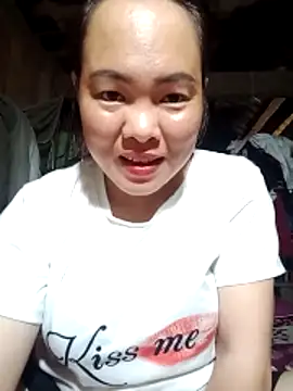 emilyzz online show from April 14, 1:16 am