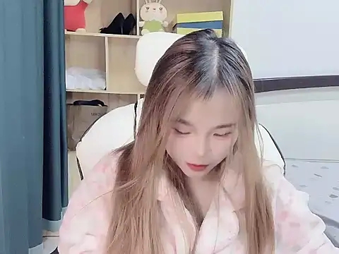 W-Sunflower online show from November 24, 2:08 pm