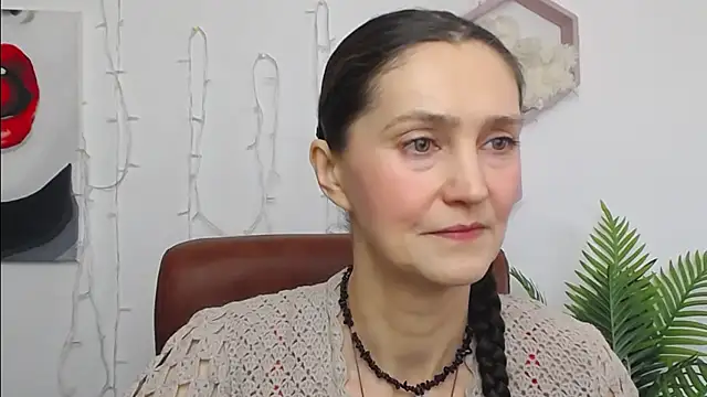 TayaFinch online show from March 23, 1:17 pm