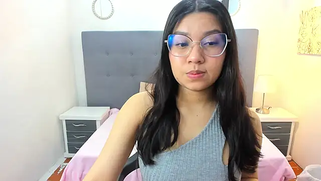 chaneelstark online show from November 25, 4:47 am