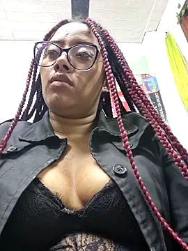 Ebony-Goddess19 online show from October 31, 2:24 am