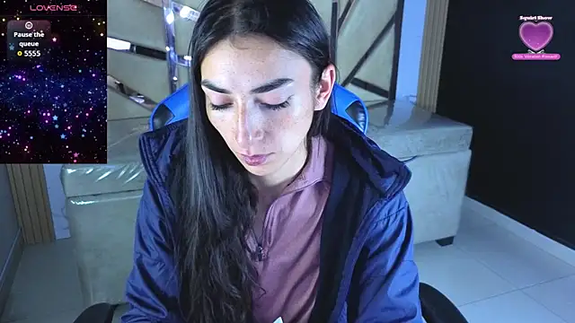 Maily a  online show from March 25, 3:01 am