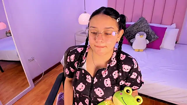 Amy Ferreira online show from November 16, 11:49 pm