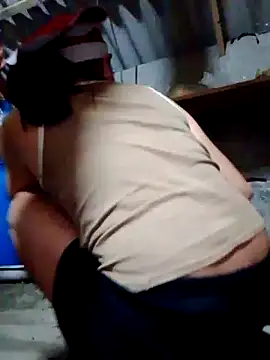 donna-bae online show from March 14, 11:17 pm