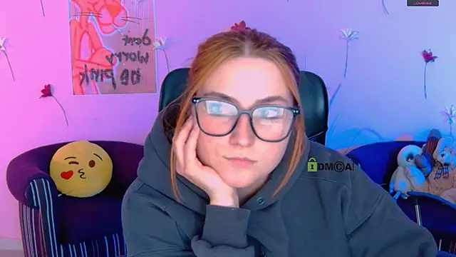 casey meow  online show from April 20, 8:50 am