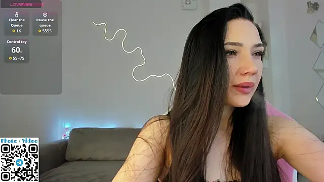 Helen Spark online show from October 23, 1:55 am