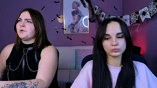 ariana ross7 online show from October 28, 8:25 pm