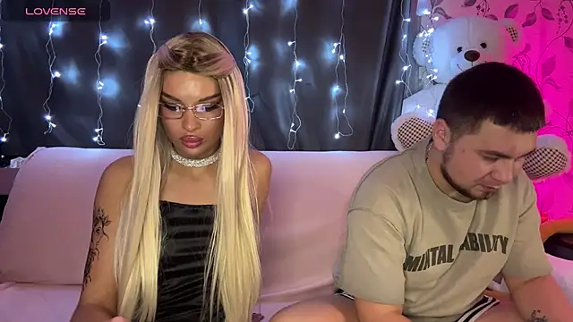 coupleinspire online show from November 24, 9:39 pm