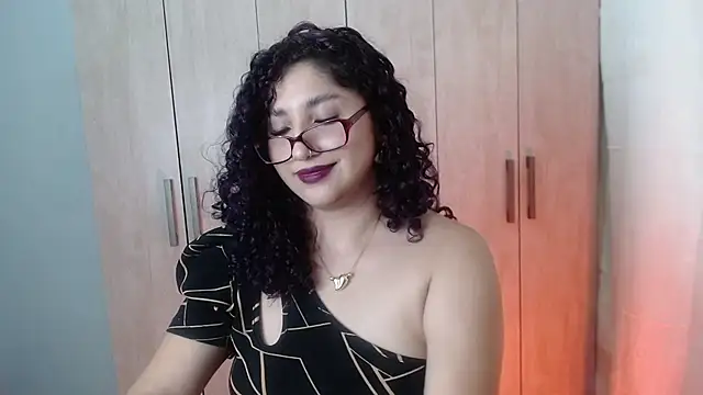 Gia Dior online show from October 30, 12:13 am