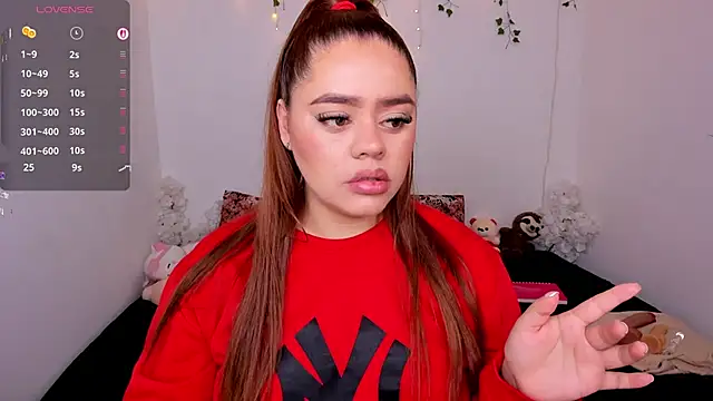 isabella arias2 online show from April 9, 6:05 am