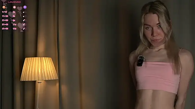 DianeHonnette online show from February 19, 7:57 pm