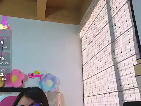 queenalexxa111 online show from September 26, 4:48 pm