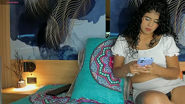 Anabacker01 online show from October 2, 3:11 am