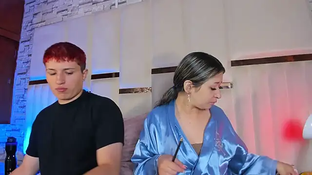 ANLLELOAndANGELA online show from March 1, 4:39 pm