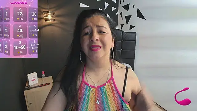 AgataThompson  online show from September 22, 6:39 pm