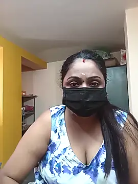 queendivya online show from February 1, 3:05 am